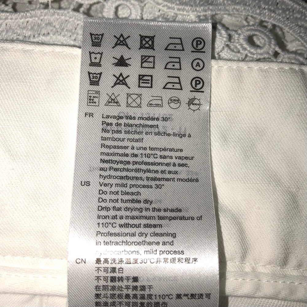 Sandro Paris White Embroidered Shorts,Size-(FR)-36/(US)-4-5.5 or Small,GUC - Picture 5 of 13
